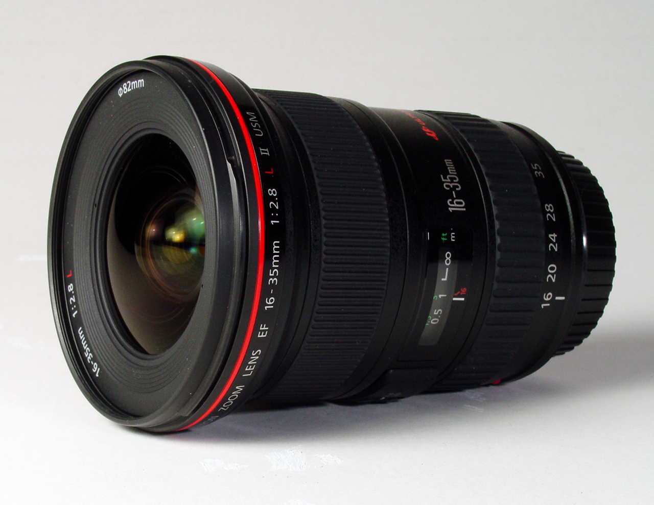 Canon EF 16-35mm f/2.8L II USM